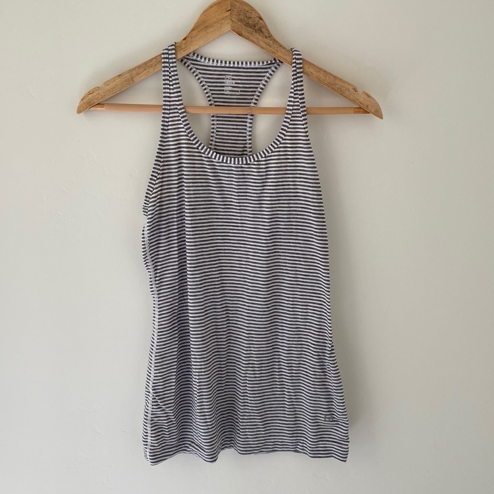 GapFit Racerback Striped Breathe Tank